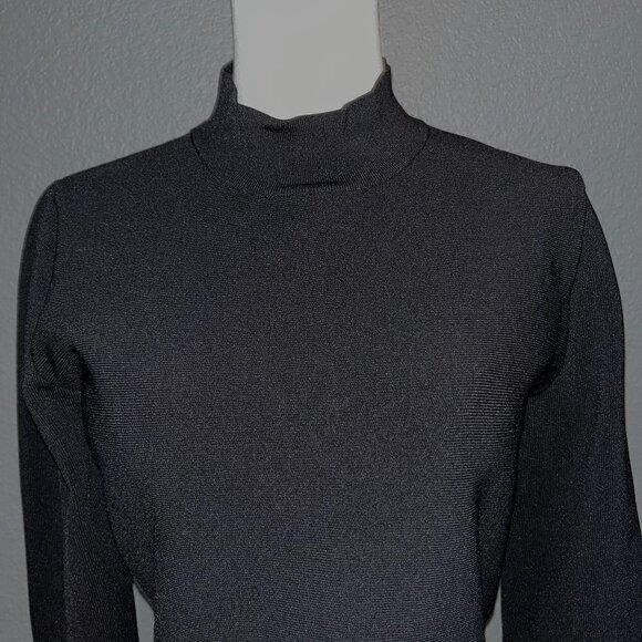 JOHN + JENN Black Mock Neck Long Sleeve Cut Out Hem Cropped Sweater Exposed Zip - Picture 1 of 8
